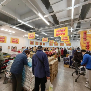 ���۾W(w��ng)�Ո��֠���CEO�A(y��)�y��������?j��n)M�����f�_(d��)�V�������x�����_�µ꣬�а����O(sh��)�ۿی� ...