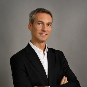 �Ϸ𠔰�؛�Ї��^(q��)�Q����Nicolas Morineaux����