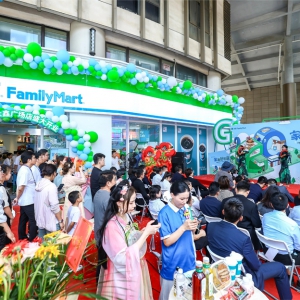 �_�I(y��)���𱬣�ȫ��FamilyMart��������R�_