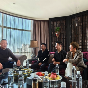 �~��(gu��)���c�ږ|��(l��i)�״Ε�(hu��)��������(du��)���x�İl(f��)չ��M����