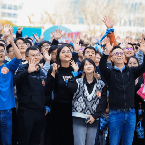 Λρ���F(tu��n)�ߌ�׃��(d��ng)�����t��ж��CEO�������n������