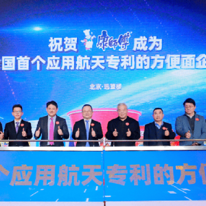 �����������S���ģ��ăr���(zh��n)���rֵ��(zh��n)