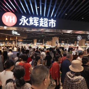 ��������ͬ�՟��£����조һ��һ��ɫ�����M(f��i)�µؘ�(bi��o)