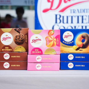 �ʹڵ������������е�����75�����T�л�� ���f�Gɫ�ɳ��m(x��)����